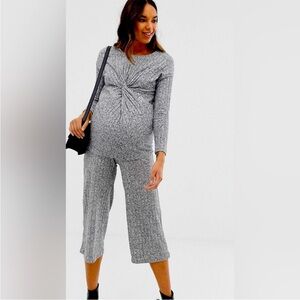 New Look Maternity Gray Knitted Sweater and Pant Set